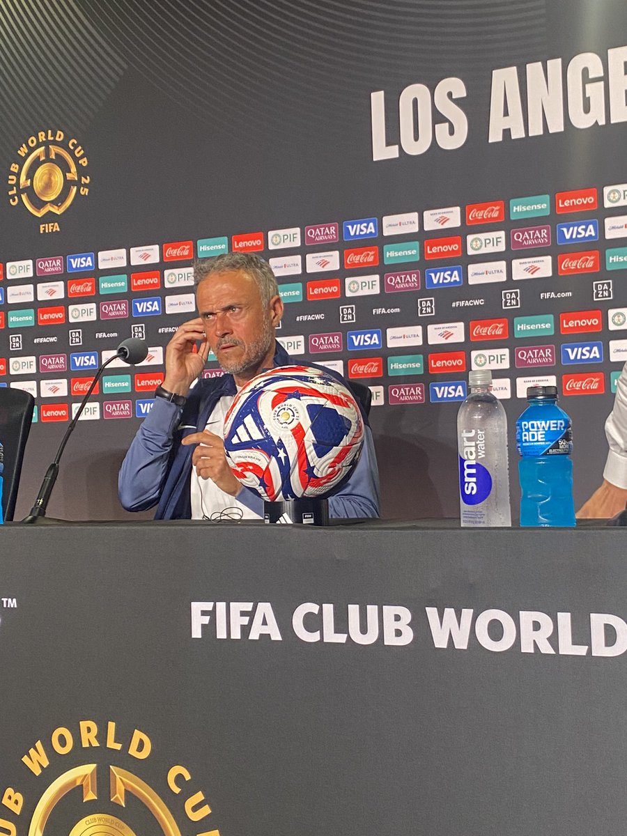 « S'il ya une équipe qui est capable de retourner une situation, c'est la nôtre. 

Sur l'attitude, on a été très bien. Le résultat ne doit pas tout effacer. On doit regarder ce qu'on a bien fait et ce qu'on peut améliorer »

Luis Enrique après la défaite du PSG face à Botafogo
