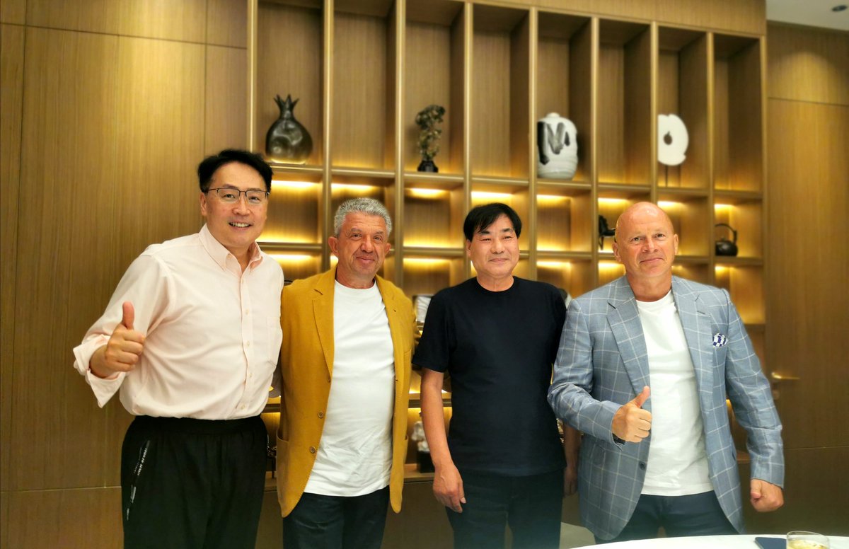 UAEC (@uaecexchange) on Twitter photo UAEC.ae Dubai RWA Virtual Assets Exchange Services Investors Dinner in Dubai LongTeng VIP Club with Sergei BITK Capital Research Group CRG.ai MATH Dimitri Zhang UAEC TonyTong.cc HongKong Blockchain Association <a href="/HKBAclub/">HKBA.club Hong Kong Blockchain Association 香港區塊鏈協會</a> <a href="/TonyTongHKBA/">TonyTongHKBA</a> UAEC.ae Dubai RWA Virtual Assets Exchange Services Investors Dinner in Dubai LongTeng VIP Club with Sergei BITK Capital Research Group CRG.ai MATH Dimitri Zhang UAEC TonyTong.cc HongKong Blockchain Association <a href="/HKBAclub/">HKBA.club Hong Kong Blockchain Association 香港區塊鏈協會</a> <a href="/TonyTongHKBA/">TonyTongHKBA</a>