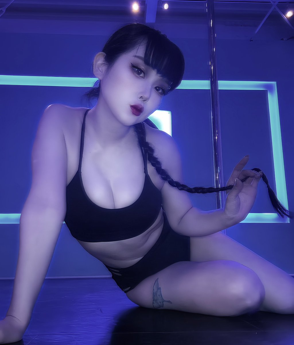 明日6月21日は京都祇園四条<a href="/stinboat/">STINBOAT</a> さんで踊るよ！20時〜23時です！遊びに来てねー！