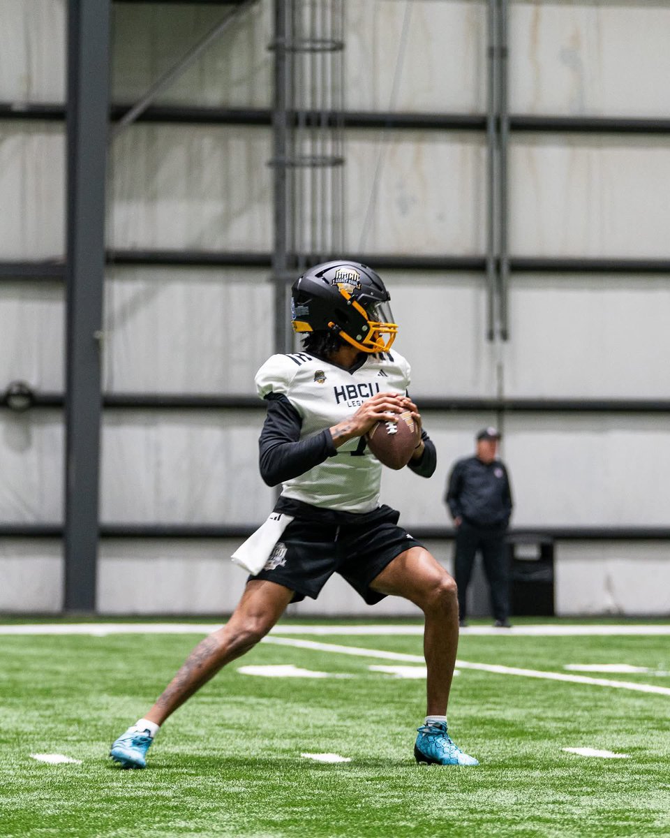 James E. Ellis (@jameseellis9) on Twitter photo #1 HBCU QB <a href="/DRAYLEN7ELLIS/">Draylen Ellis</a>
1). ALMOST 10K PASS YDS COLLEGIATE CAREER
2). OVC CHAMPION π
3). <a href="/TSUTigersFB/">Tennessee State Football</a> RECORD HOLDER 3K YARDS SEASON
4). TRUE FRESHMAN STARTER <a href="/GovsFB/">Austin Peay Football</a>
5). STARTING QB NATIONAL 7V7 TEAM <a href="/ppa_proprocess/">Pro Process Academy</a>
6). 3 βοΈ QB/ 2500 YDS/25 TDS SEASON AT <a href="/school_kirby/">Kirby High School Football π</a> #1 HBCU QB <a href="/DRAYLEN7ELLIS/">Draylen Ellis</a>
1). ALMOST 10K PASS YDS COLLEGIATE CAREER
2). OVC CHAMPION π
3). <a href="/TSUTigersFB/">Tennessee State Football</a> RECORD HOLDER 3K YARDS SEASON
4). TRUE FRESHMAN STARTER <a href="/GovsFB/">Austin Peay Football</a>
5). STARTING QB NATIONAL 7V7 TEAM <a href="/ppa_proprocess/">Pro Process Academy</a>
6). 3 βοΈ QB/ 2500 YDS/25 TDS SEASON AT <a href="/school_kirby/">Kirby High School Football π</a>