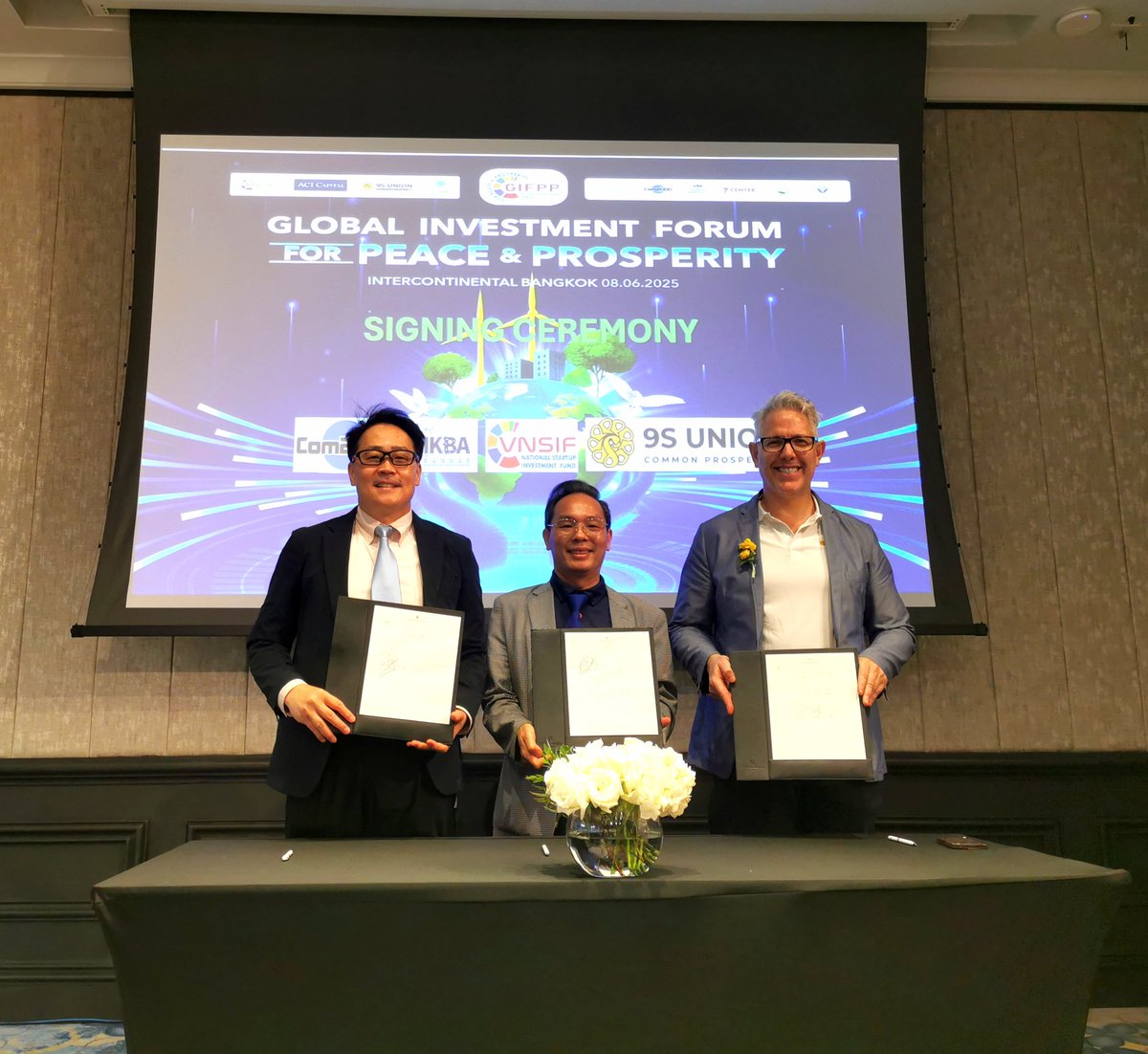 UAEC (@uaecexchange) on Twitter photo UAEC.AE Dubai UAE 9S Cooperation Partnership MOU signing ceremony at the Global Investment Forum GIFPP Bangkok <a href="/TonyTongHKBA/">TonyTongHKBA</a> UAEC with Dr. Martin Dubai University, Abraham 9S ACI Capital Vietnam <a href="/IDGCV/">IDGX</a> <a href="/HKBAclub/">HKBA.club Hong Kong Blockchain Association 香港區塊鏈協會</a> <a href="/com2000ipo/">Com2000</a> <a href="/TradingBaseAI/">TradingBase (📊,🔍)</a> AABA.ASIA UAEC.AE Dubai UAE 9S Cooperation Partnership MOU signing ceremony at the Global Investment Forum GIFPP Bangkok <a href="/TonyTongHKBA/">TonyTongHKBA</a> UAEC with Dr. Martin Dubai University, Abraham 9S ACI Capital Vietnam <a href="/IDGCV/">IDGX</a> <a href="/HKBAclub/">HKBA.club Hong Kong Blockchain Association 香港區塊鏈協會</a> <a href="/com2000ipo/">Com2000</a> <a href="/TradingBaseAI/">TradingBase (📊,🔍)</a> AABA.ASIA