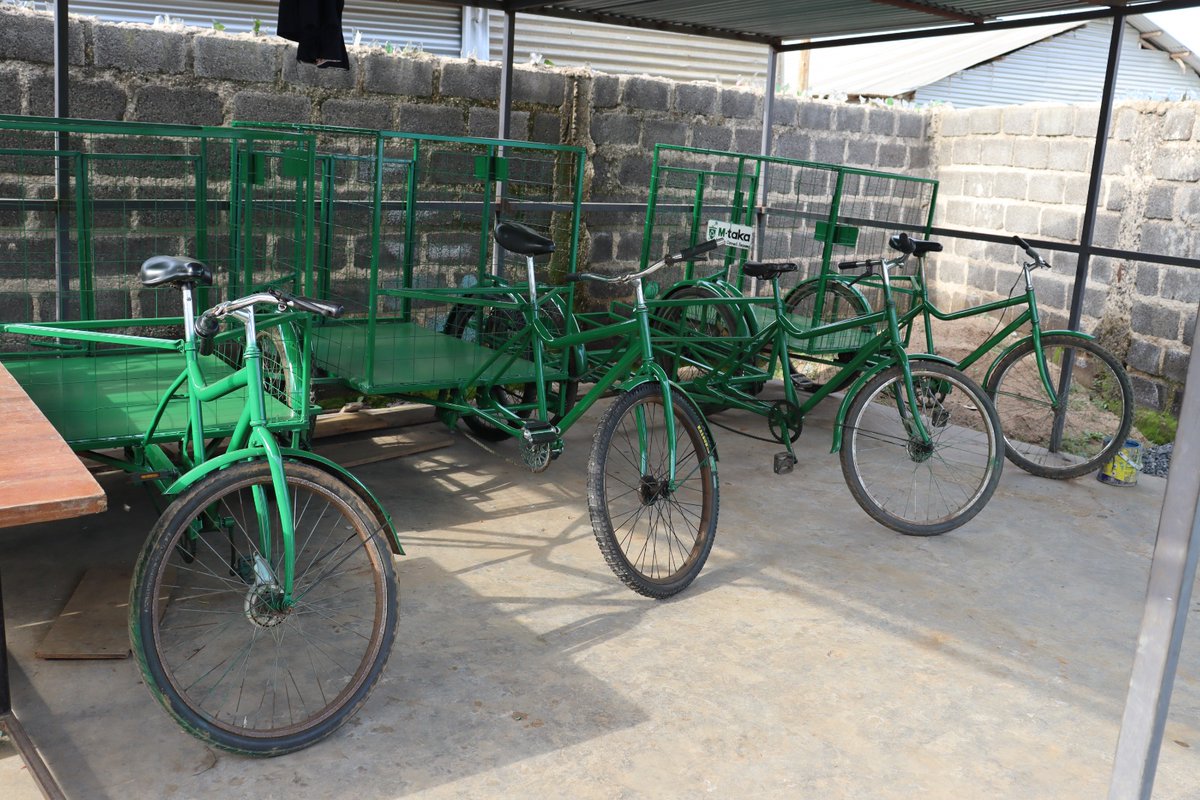 FablabWinam's tweet image. Fresh from the workshop!
Another batch of Mzigo bikes proudly made by our team.

These bikes are designed with function, durability, and local needs in mind. They are  perfect for supporting small-scale logistics and eco-friendly movement.

#MzigoBike #Innovation #fablabwinam