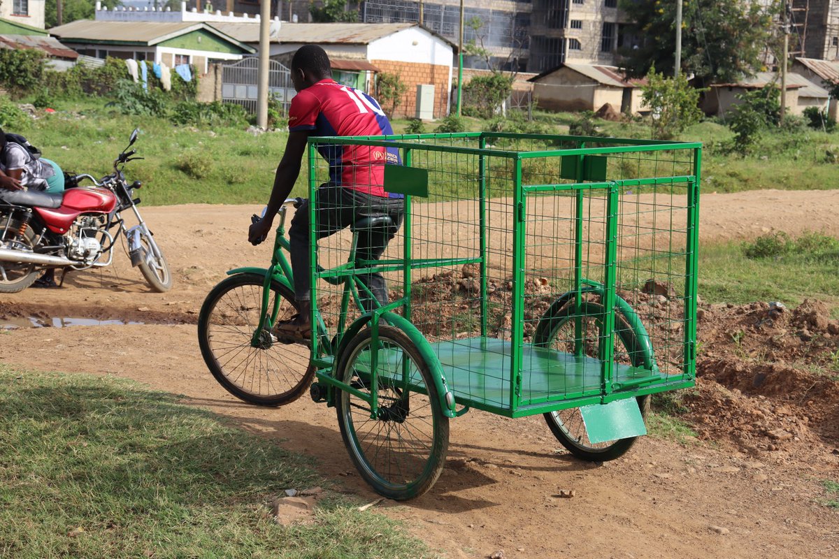 FablabWinam's tweet image. Fresh from the workshop!
Another batch of Mzigo bikes proudly made by our team.

These bikes are designed with function, durability, and local needs in mind. They are  perfect for supporting small-scale logistics and eco-friendly movement.

#MzigoBike #Innovation #fablabwinam