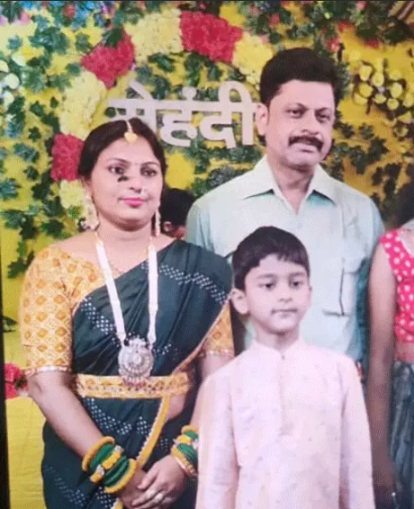 CHILD-KILLER MOTHER😡

Meet Roma who killed her own son because he opposed her extra marital #affair.

In Patna, a BPSC teacher along with her lover beat her innocent child to death. After that, they threw his body in the bushes and burnt it.

Boyfriend Nirmal is the principal of