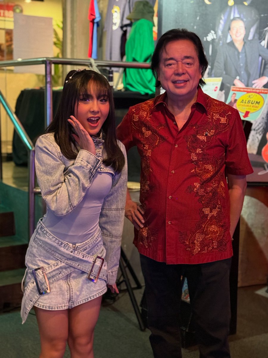 __raire's tweet photo. Let’s Groove on RJTV with the LEGEND himself, Mr. Ramon “RJ” Jacinto 💜

Thank you to everyone who watched and supported us last night. See you next time!

#Rai #RaiofSunshine #idol #LetsGrooveOnRJTV #RJBistro #RJTV #ThursdayChillspace #LiveMusic #thursdaytambayan https://t.co/ED1E19NCwJ
