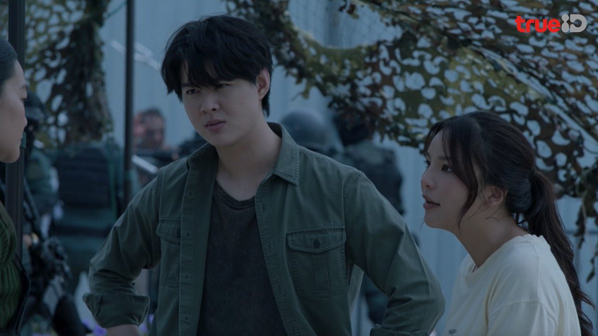 "คนข้างในกำลังจะอดตาย...ชีวิตคนต้องมาก่อน"
รัน จัดหนัก ๆ ไปเลยค่ะ อย่าไปยอม

Madness Hides in Darkness
#HappinessTHEP7