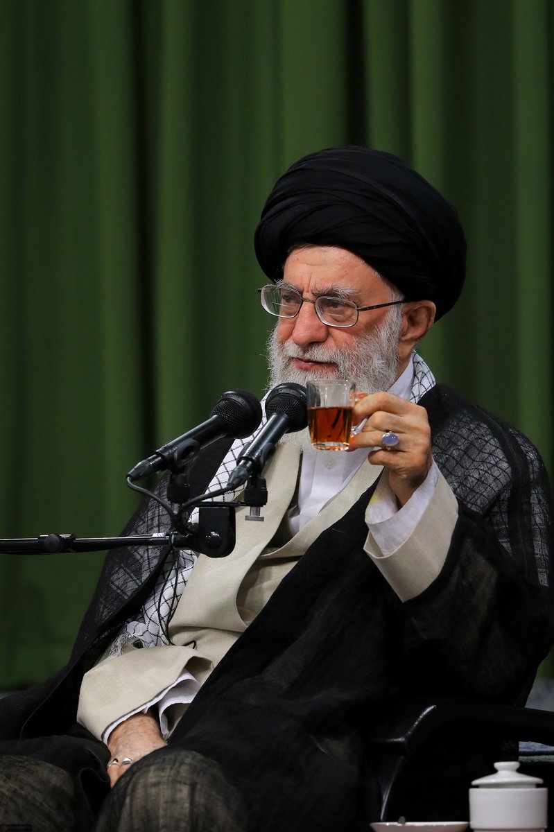 کسی را تهدید کنید که از تهدید کردن بترسد. 
#لبیک_یا_خامنه_ای 
#جانم_فدای_ایران 
#هادر_ایرانم