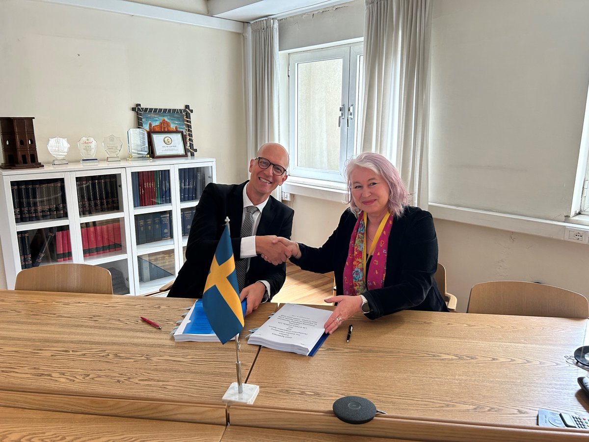 SweinEthiopia's tweet image. We’ve signed HARP 3.0 with @LPI_voices! 🇸🇪 A 60 MSEK program to uplift marginalized voices in the Horn of Africa, focusing on:
🔹 Secure Borderlands
🔹 Inclusive Justice
🔹 Climate Voices
In close collaboration with @_AfricanUnion & @IGADsecretariat. #HARP3