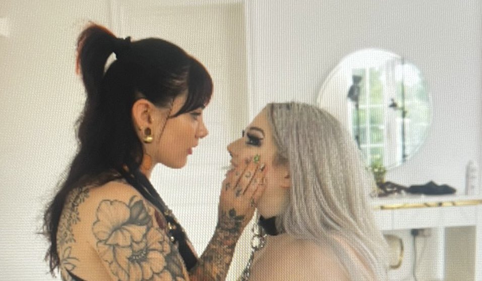 LORD HAVE MERCY 🥵🥵 <a href="/Sp00pyBeans/">Spoop</a>