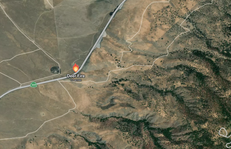 KernFiregraph's tweet image. #DeerFire not sure which way this is spreading but looks like it could totally run uphill if it heads that direction.