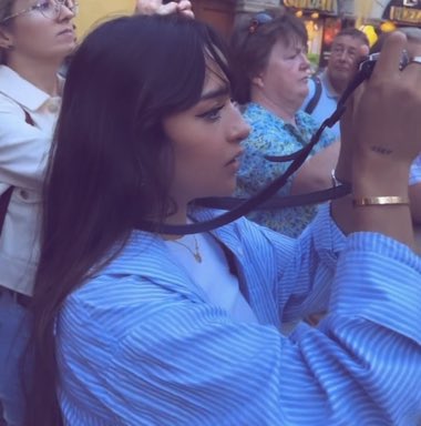 poché de perfil para que tengan una bonita vida