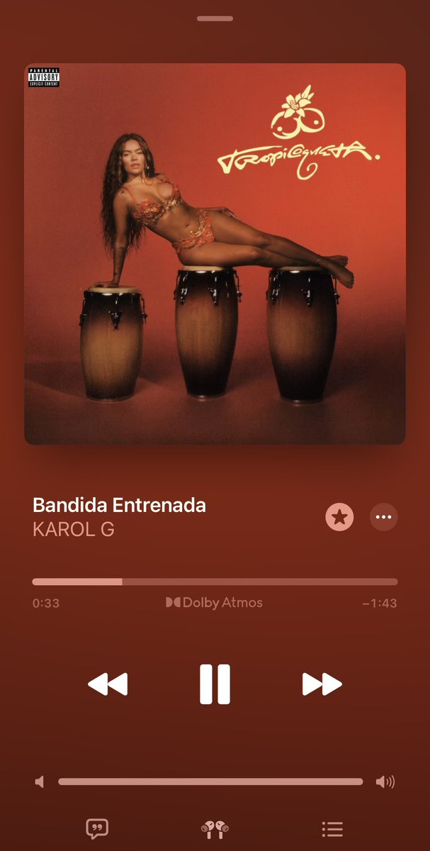 i4kdaa's tweet photo. Bandida Entrenada - KAROL G MI TOPPPPPP OMGGGG AMOOOOO💗💗💗💗 #TROPICOQUETA #KarolG #Bichota https://t.co/ClztxKi71o