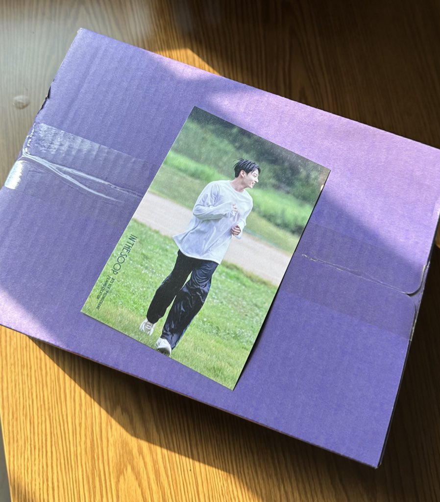 SkiesFilter's tweet image. ISO. Want to buy please help find. 

In the soop bts birthday POSTCARD. 

#wtsbts #wtbbts #isobts #bangtan #btssell 

PC : to original owner. Attached for reference.