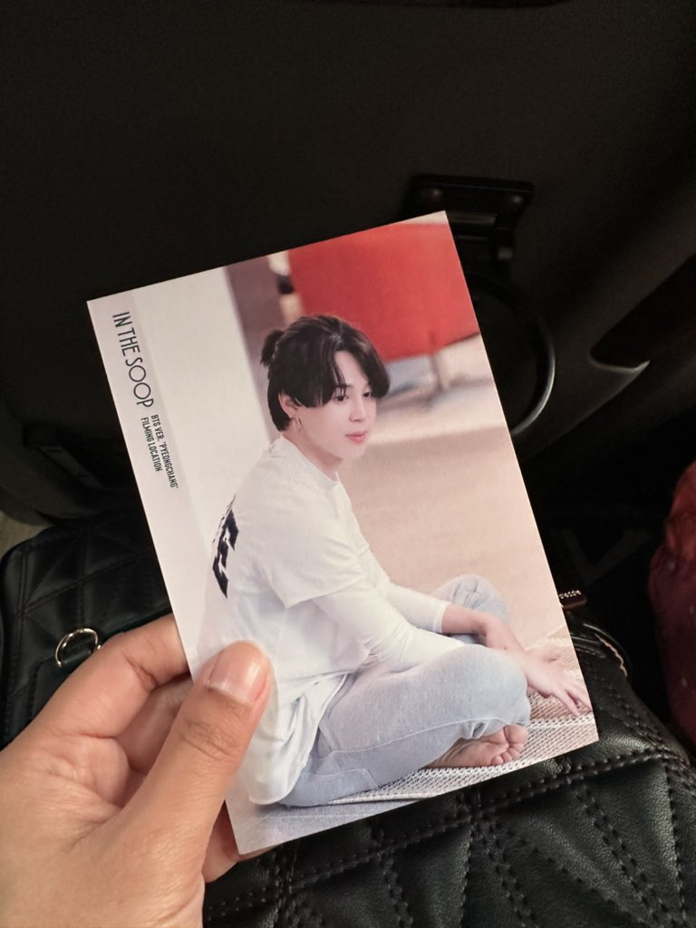 SkiesFilter's tweet image. ISO. Want to buy please help find. 

In the soop bts birthday POSTCARD. 

#wtsbts #wtbbts #isobts #bangtan #btssell 

PC : to original owner. Attached for reference.