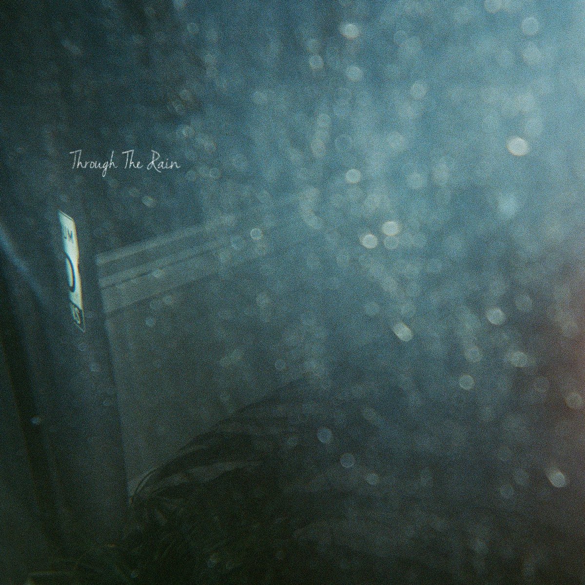 new song out now 

linktr.ee/mindysounds