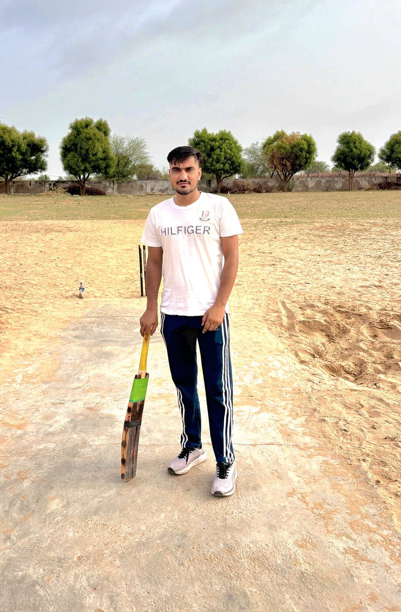 रन नहीं बन पा रहे हैं😣
लेकिन फिटनेस जरूर बन रही है🤗