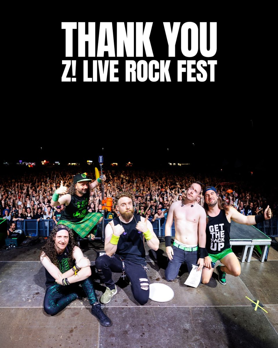 Gracias, España. ¡Estás qué flipas! Recuerden no picarse la nariz 
📷 Niek van de Vondervoort