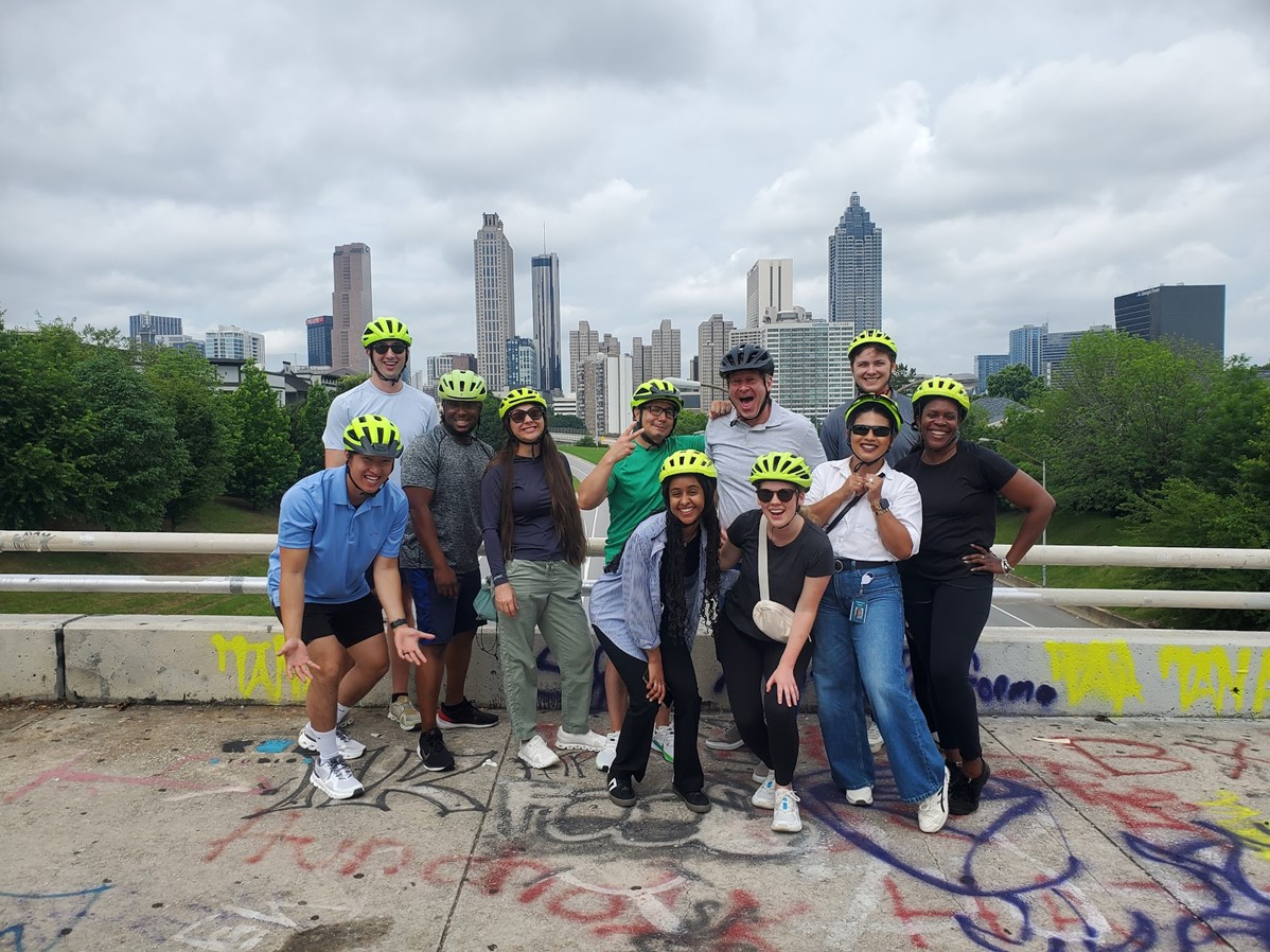Congratulations to the colleagues invited to join our executive site leader, Seamus Smith, on the epic 4th Annual E-Bike Tour in Atlanta! 🚴‍♂️🚴‍♀️
The team hit the road for a memorable ride around the city - sharing awesome moments and great conversations along the way. 🌟 #fisproud