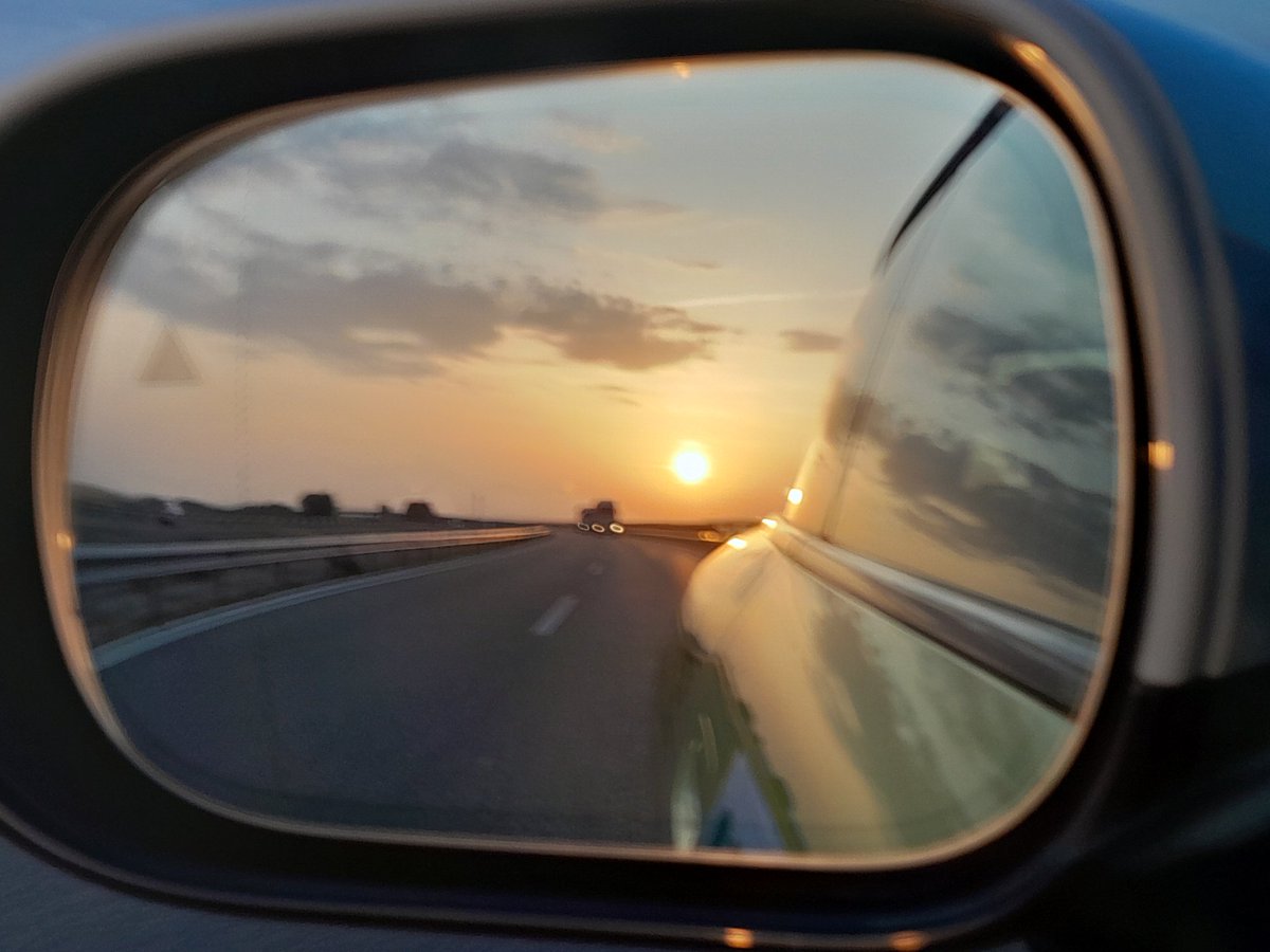 Peter Solar tweet media