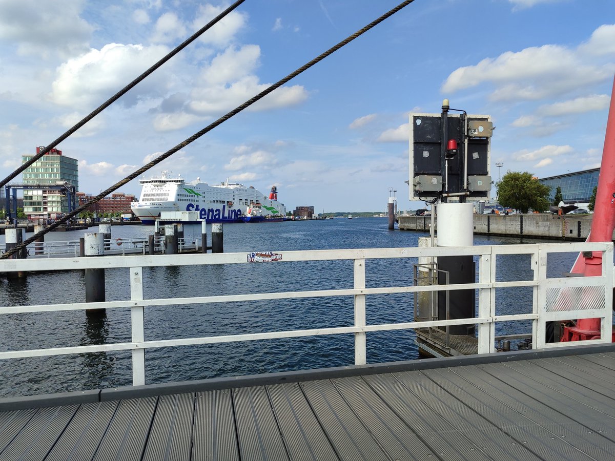 currently on a work related trip and I low-key like it here 🥹🥹🥹