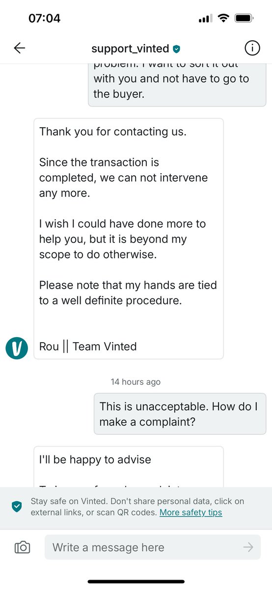 starter_for_ham's tweet photo. @vintedUK @vinted can you help? The customer service I have received has not been helpful at all and your policy seems VERY flawed! https://t.co/HqWwW5mgpV