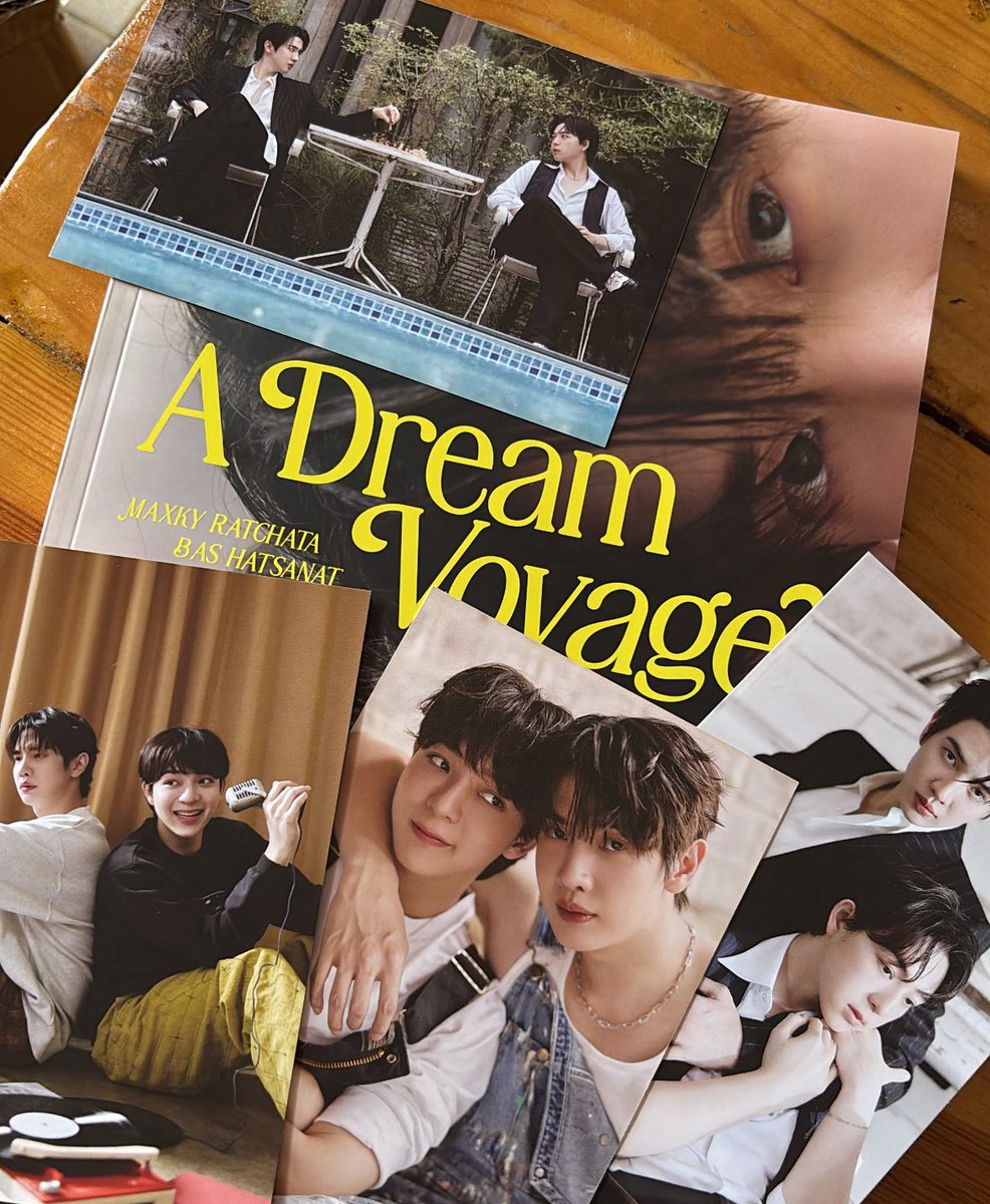 mbmbbb9397's tweet image. มันดี มันดีมากก รูปก็สวยทุกรูปเลย อ่านทุกข้อความที่แม็กกี้บาสเขียนถึงกัน ถึงแฟนคลับและถึงตัวเองแล้วน้ำตาไหล😭💕
#ADreamVoyageMaxkyBas
#แม็กกี้บาส
#maxkybas
#6CODE