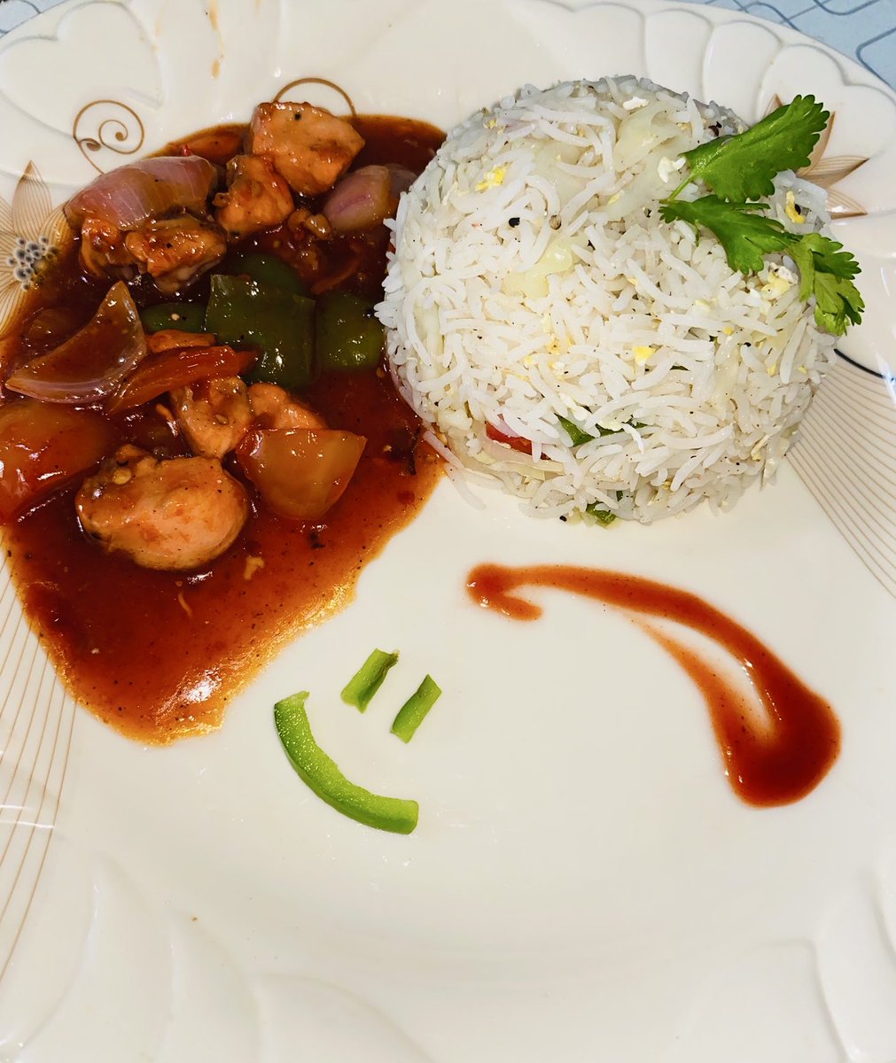 I cooked Shashlik and Fried rice today! It's very delicious!😋 

Should I open a restaurant?😄