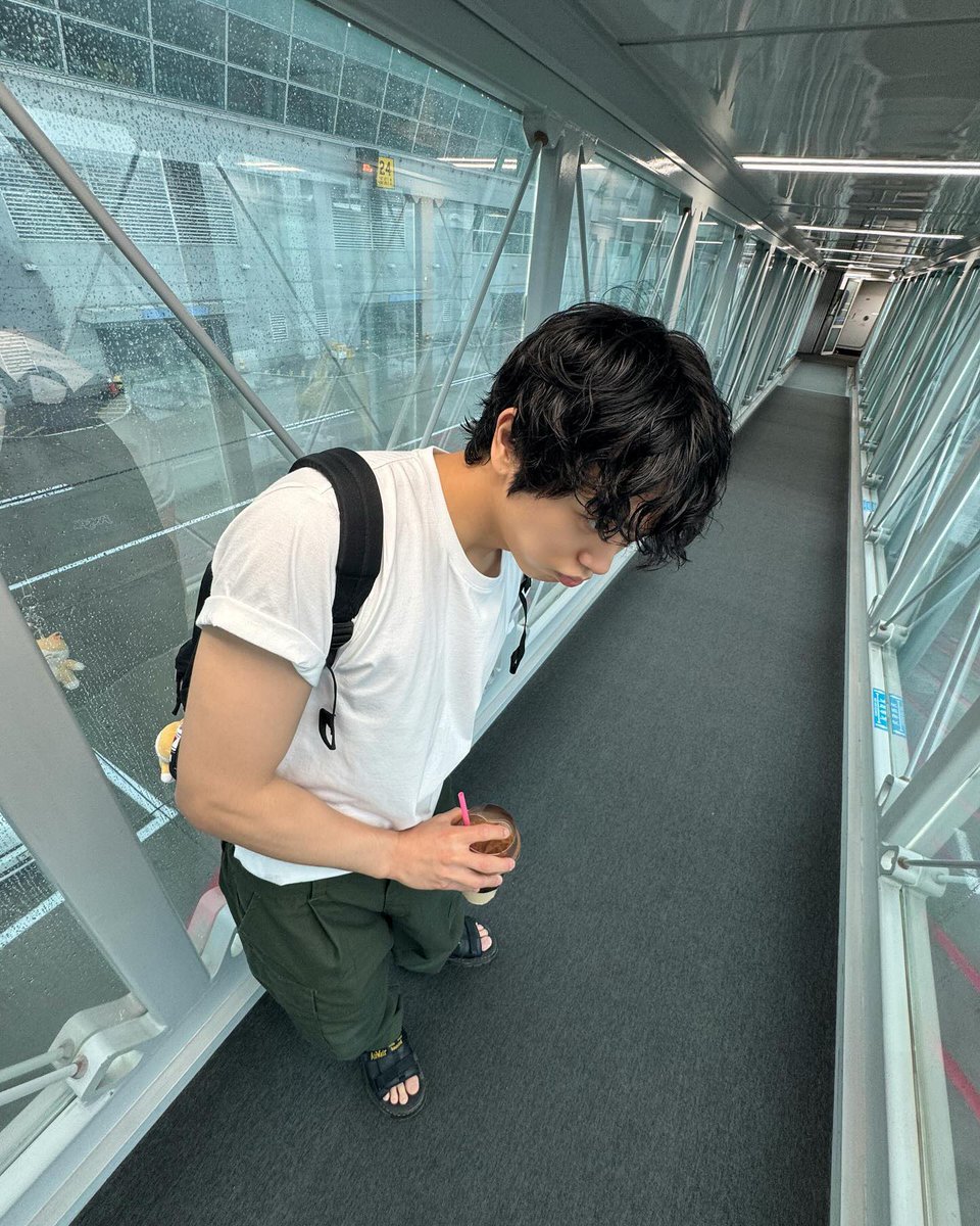 kkyunnyang's tweet image. 250620 mkickoff_ 업데이트 #민균 
✈️~ instagram.com/p/DLHIuYsRChr/