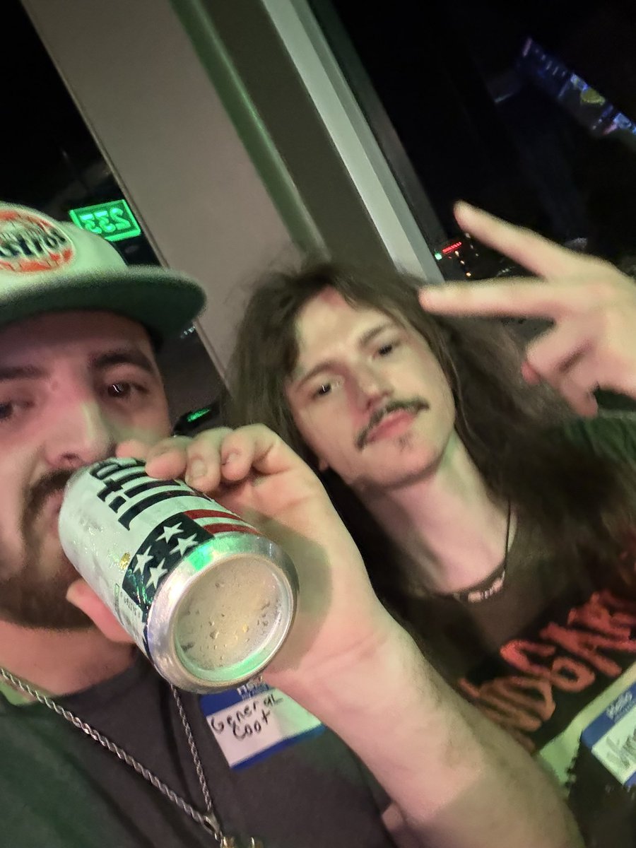 Wild I met <a href="/vinnie1bb/">vinnie 🕵️‍♂️</a> and my dawg <a href="/_goldec/">Goldec</a>