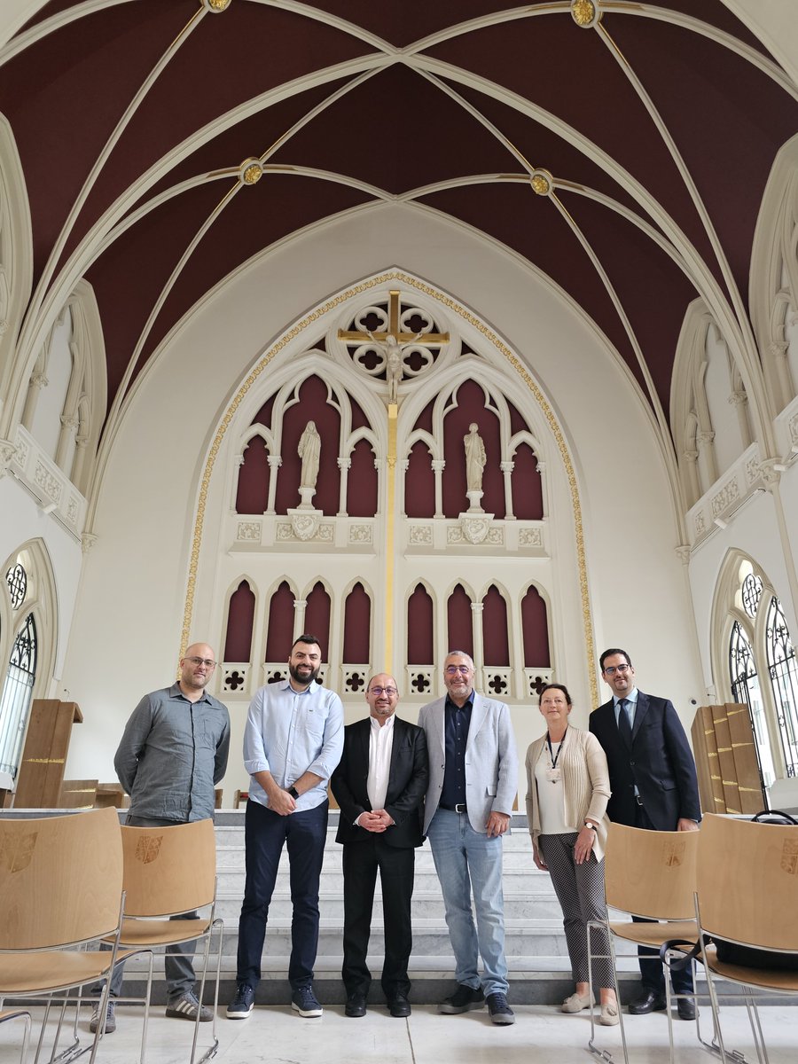 Une délégation de l’UA a visité <a href="/UCLille/">UCLilleInternational</a> pour renforcer les liens académiques. Ils ont aussi découvert <a href="/upscale_hub/">Upscale Hub</a> à EuraTechnologies, une étape clé pour la stratégie d’innovation internationale de l’UA.

🔗ua.edu.lb/fr/actualites/…

#uAntonine #UpscaleHub #uA_Internationalisation