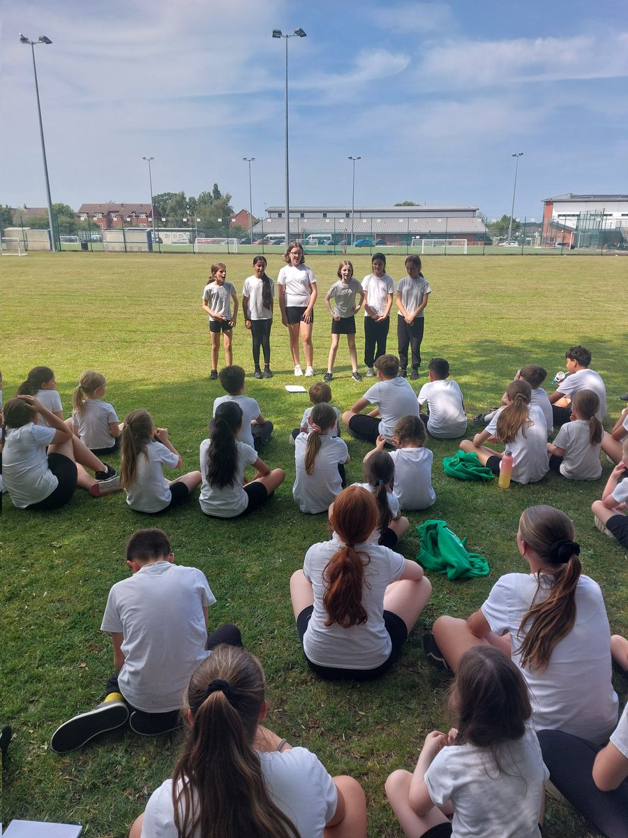 Seahorses Class (@seahorses_class) on Twitter photo Y6 loved reading and performing poetry last week with their Y1 buddies. Y1 have been reading <a href="/WakelingKate/">Kate Wakeling</a> poems and we loved working with our buddies to perform some favourites <a href="/cormorantsclass/">@CormorantsClass</a> <a href="/TurtlesClass/">Turtles Class</a> <a href="/WillowsCE/">Holy Trinity C of E Primary School</a> Y6 loved reading and performing poetry last week with their Y1 buddies. Y1 have been reading <a href="/WakelingKate/">Kate Wakeling</a> poems and we loved working with our buddies to perform some favourites <a href="/cormorantsclass/">@CormorantsClass</a> <a href="/TurtlesClass/">Turtles Class</a> <a href="/WillowsCE/">Holy Trinity C of E Primary School</a>