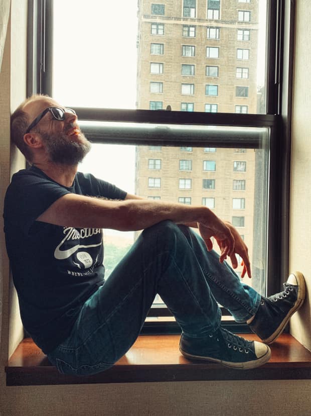 Watch 32 minutes with #rock photographer <a href="/PaulJendrasiak/">Paul Jendrasiak 📸</a>  !

youtube.com/watch?v=VRm4S5…