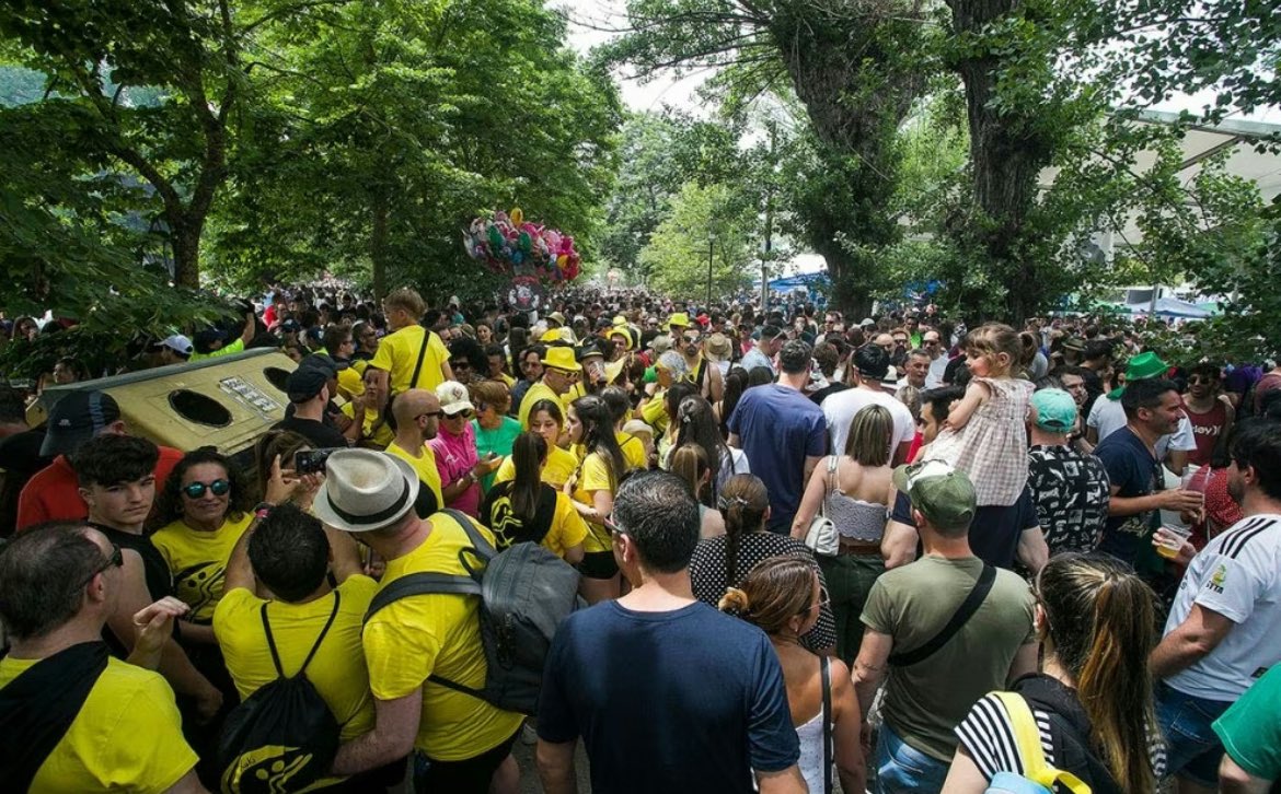 Hoy en Burgos celebramos el Curpillos.
En esta fiesta se unen lo sacro, lo militar y la tradición de la romería campestre: es decir, el maravilloso patrimonio de Las Huelgas, las Fuerzas Armadas españolas, el pendón de las naves de Tolosa, conmemorando la victoria de Alfonso VIII