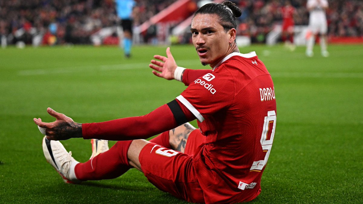 DeadlineDayLive's tweet photo. 🚨 Liverpool are yet to receive any bids Darwin Núñez.

The club are getting worried that no one ants him! 😅

(Source: Liverpool Echo) https://t.co/JMYEokOyvA