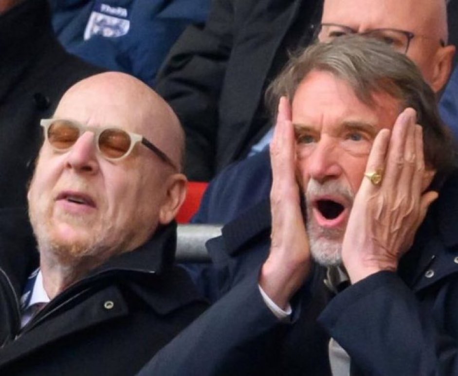 Yesterday the other dude literally posted on a 'people who met on twitter thread' today eeh🙌🏽😂