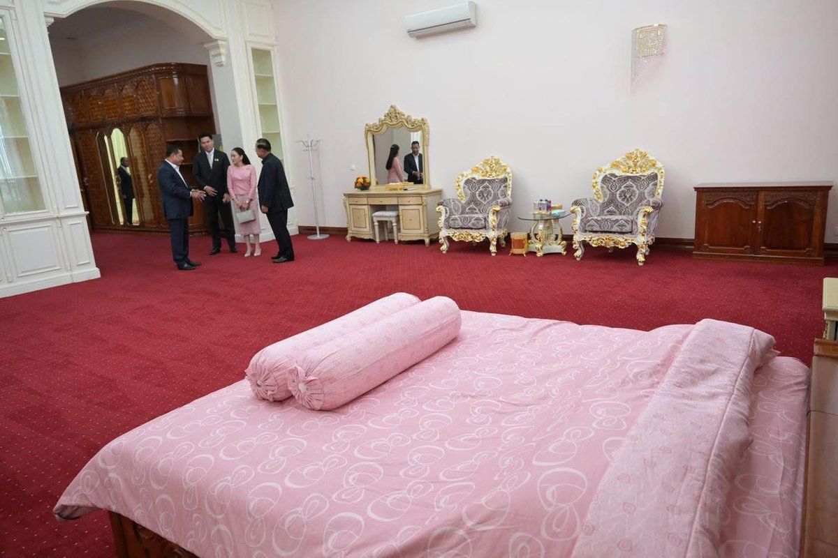 Hun Sen tweet media