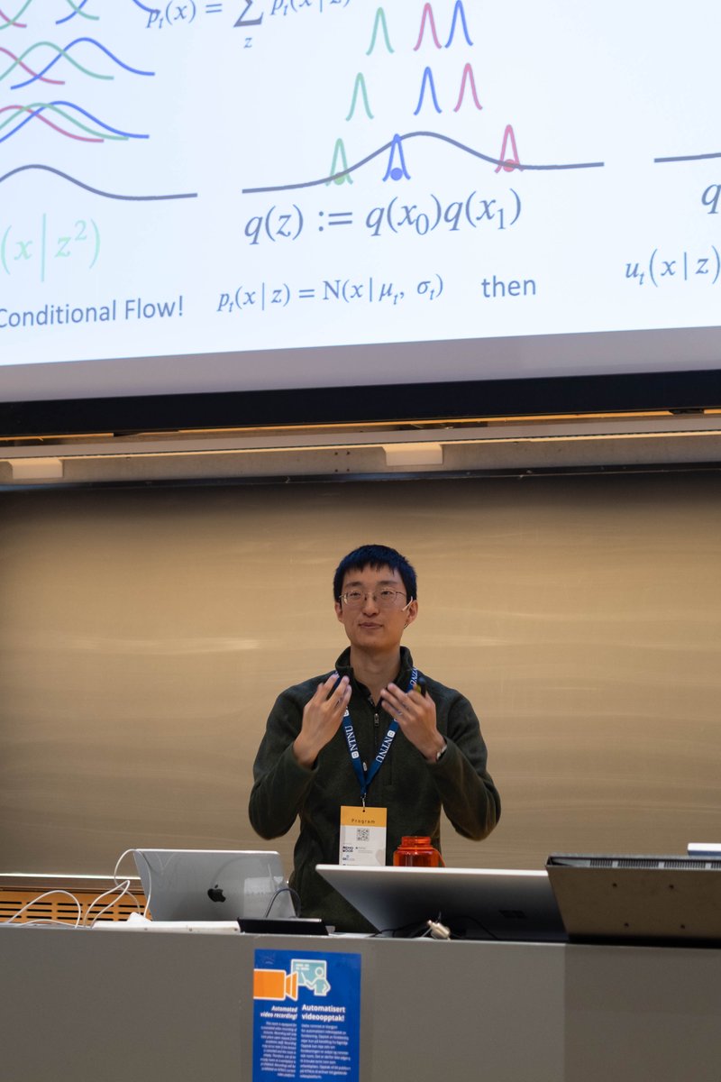 probabilisticai's tweet image. Flow Matching by Alexander Tong (@AlexanderTong7) at #ProbAI School 2025. #ProbabilisticAI