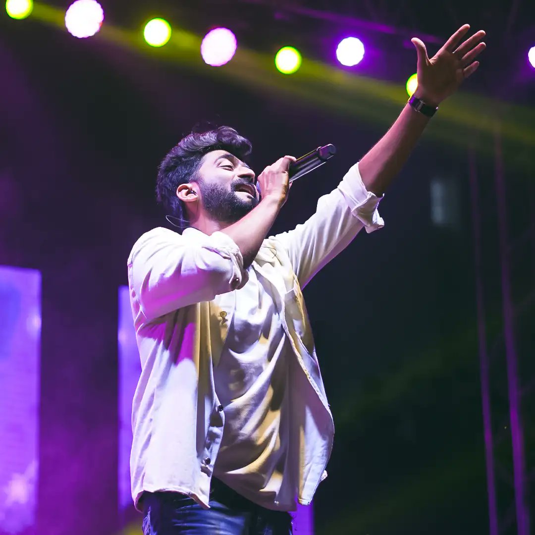 In the midst of lights and sound, we found a space where music and emotion intertwined. Thank you for an unforgettable evening IIIT Bhubaneshwar.  

#MohammedIrfan #MohammedIrfanLive #Concert #IITBhubaneshwar