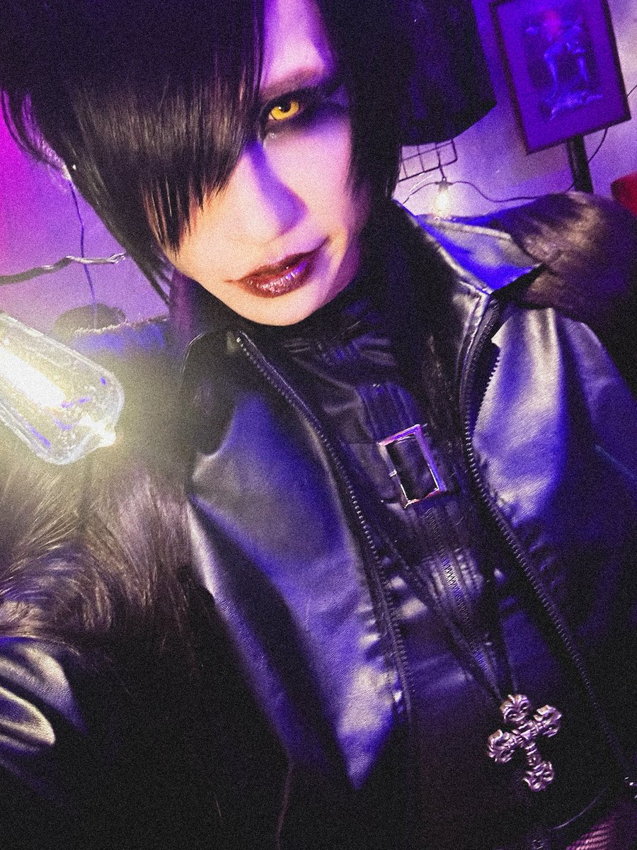 昨日はDRUGSをみっちりとしていました。
本日はtzkwymをみっちりとしています。

tzkwymは永遠に続きます。僕が死ぬまで。
そういうプロジェクトです。

DRUGSも続きます。新しいファミリーです。これからが楽しみで、毎日ワクワクしています。

会いたくなったら会いに来て。