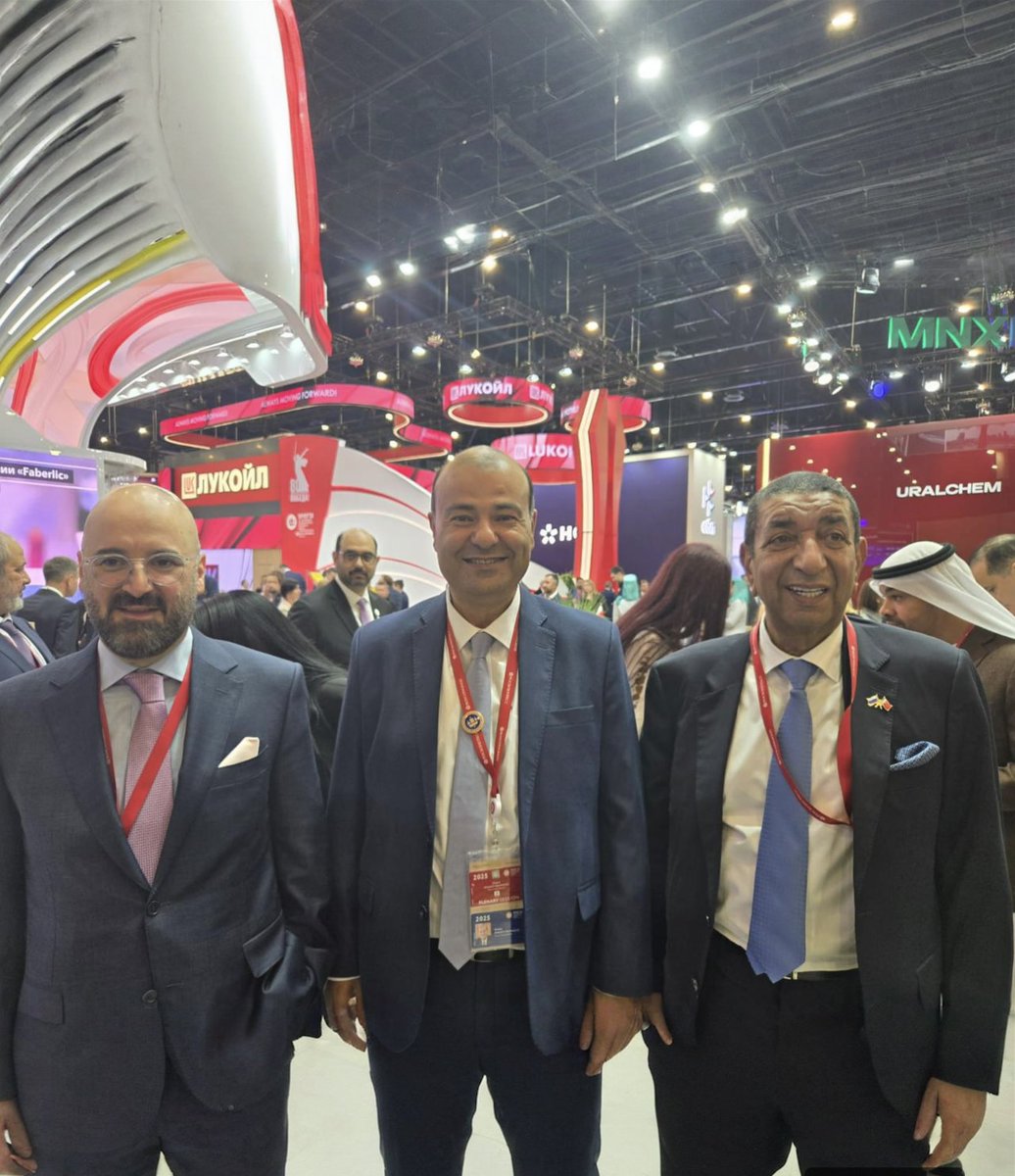 كشف أمين عام اتحاد الغرف العربية، د.خالد حنفي خلال مشاركته في جلسة بعنوان: "التجارة الإلكترونية الوطنية: وضع قواعد جديدة"، ضمن فعاليات منتدى سانت بطرسبرغ الاقتصادي الدولي الثامن والعشرين (SPIEF 2025)، الذي عقد تحت رعاية وحضور الرئيس الروسي فلاديمير بوتين، عن أن التجارة