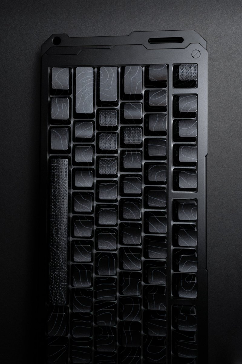 Sikakeyb Castle Hm80 HE Gaming Aluminum

No joke, this might the best sounding and feeling stock HE keyboard i've had the pleasure of being able to try out so far, right out of the box (comes stock with Gateron Jade Gaming switches).

Thank you Sikakeyb for reaching out! Honored.