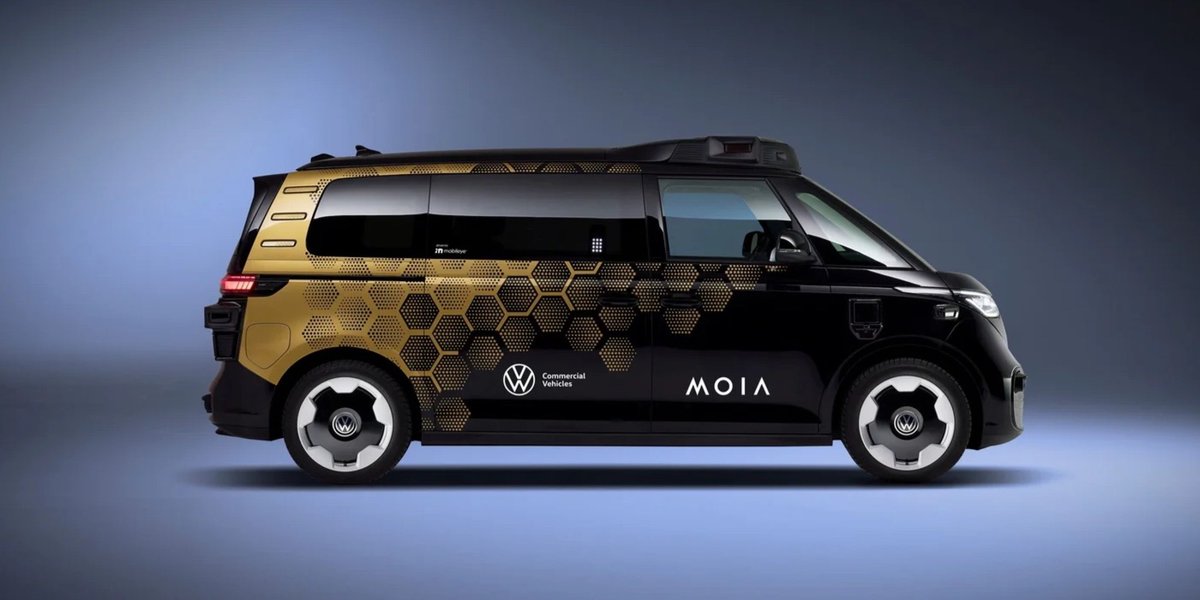 MOIA ID.Buzz AD, da icona hippie a veicolo a guida autonoma il passo è breve

dmove.it/news/moia-idbu…
#SelfDrivingCars #AI #IoT #5G #AVs #AutonomousVehicles #autonomous #Robot #startup #SmartCity #robotaxi #travel #tech #technology #mobility #delivery #Transport