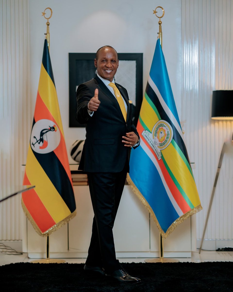 Mukulaa's tweet image. Africa must INVEST in the YOUTH to guarantee our continents transformation.  #mindsetchange #paradigmshift #Youthinafrica #panafricanism