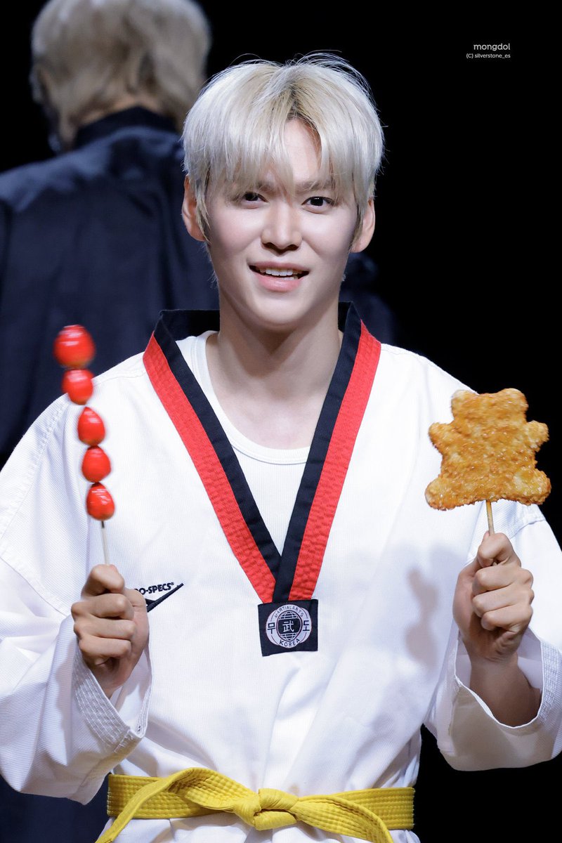 seokren's tweet photo. 초딩 https://t.co/0rRbuFZUGf