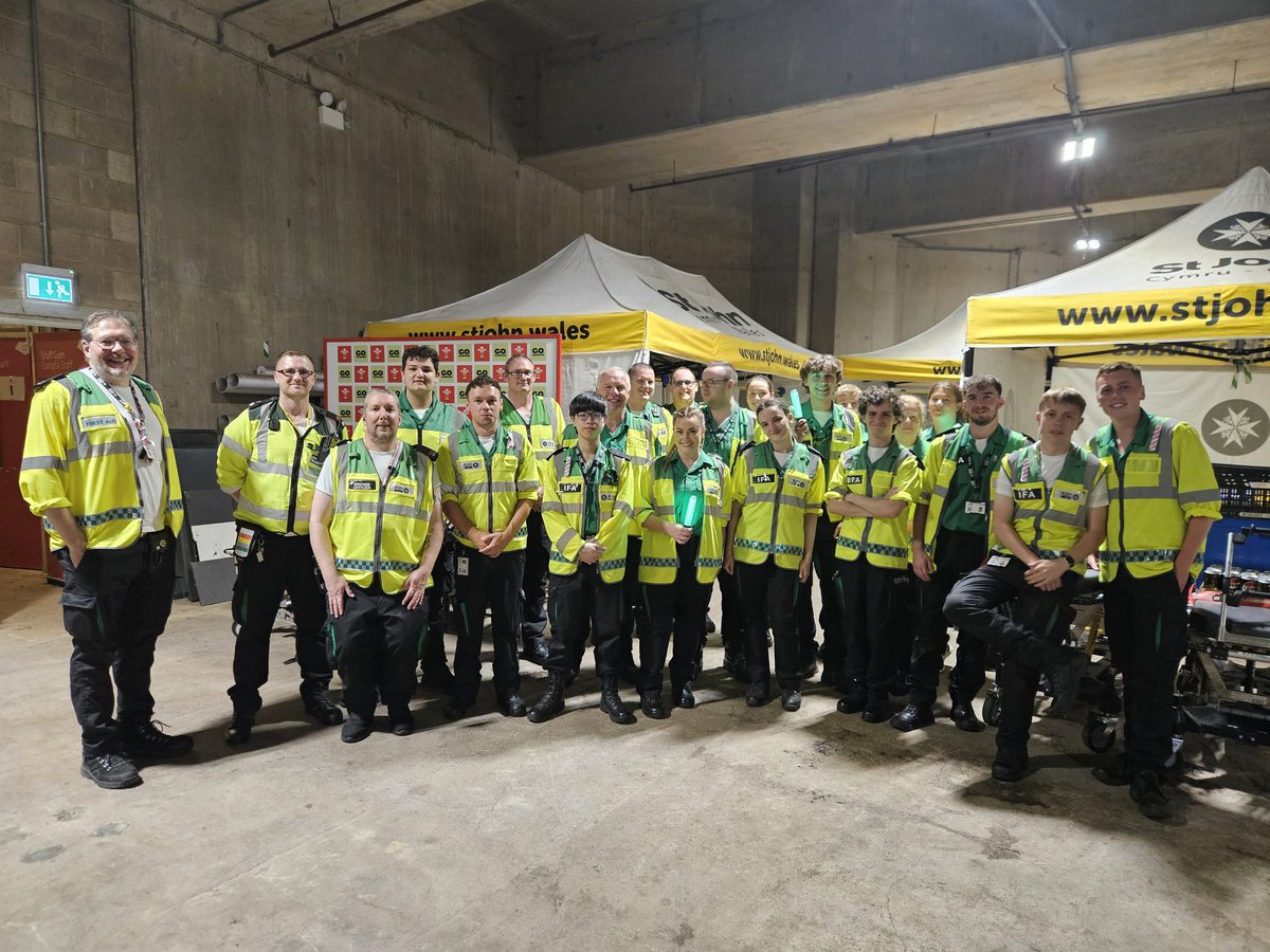 Mark Gordon BSc(Hons) OStJ (@welsh_lad89) on Twitter photo Busy day at the #ChrisBrown concert 37,000 steps arpund the stadium, a massive shout out to the Pitch, Barrier, Secondary and stadium stewards, you were all amazing and a credit to <a href="/SJACymru/">St John Ambulance Cymru</a> #Volunteer #Concert #FirstAid Busy day at the #ChrisBrown concert 37,000 steps arpund the stadium, a massive shout out to the Pitch, Barrier, Secondary and stadium stewards, you were all amazing and a credit to <a href="/SJACymru/">St John Ambulance Cymru</a> #Volunteer #Concert #FirstAid