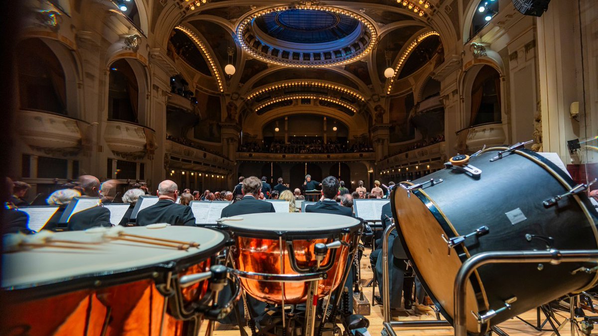 Some great shots captured by photographer Václav Hodina at the performance of Mahler's Eighth Symphony at the Prague Spring Festival on June 2, giving a sense of the orchestra's view.