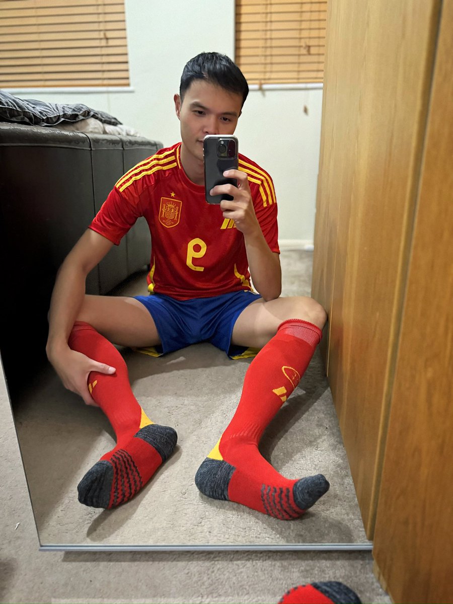 realstevenwu's tweet photo. Going with Spain kit today ๐ช๐ธ
@SEFutbol
@adidasfootball
#spainfc #sefutbol #spainfootball #football #footballer #adidas #adidasfootball #footballkit #soccerkit #footballshirt #soccershirt #footballsoccer #footballjersey #soccerjersey #footballsocks #soccersocks https://t.co/FCf6kzuLkb