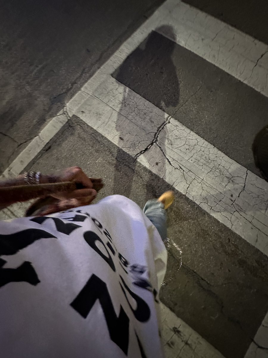 d i e l i k e t h i s