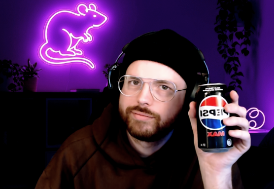 MAX TASTE 🔴 // ZERO SUGAR 🔵
Now streaming on that website!