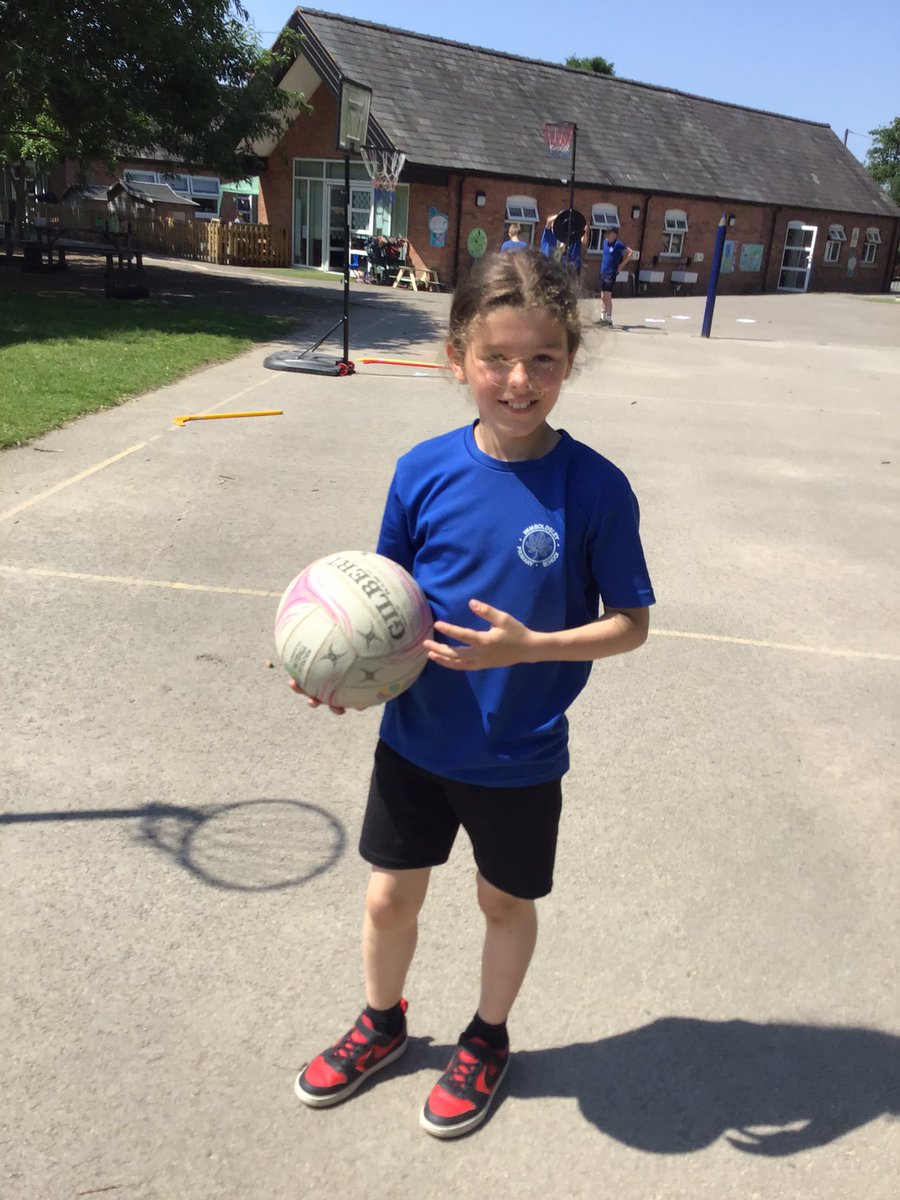 A few pics of willow enjoying PE #NSSW2025 <a href="/YouthSportTrust/">Youth Sport Trust</a>
